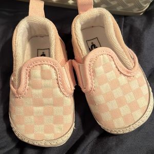 Vans crib shoes
